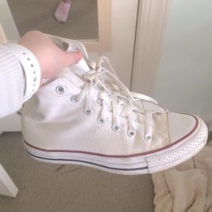 white high top converse🦋
